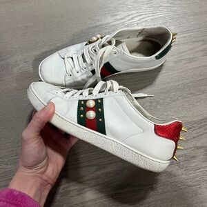 Authentic Gucci Ace sneakers with dustbags